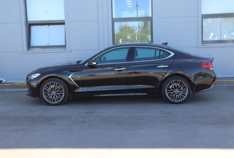 Genesis G70 2018 года с пробегом 136 814 км, фото 8