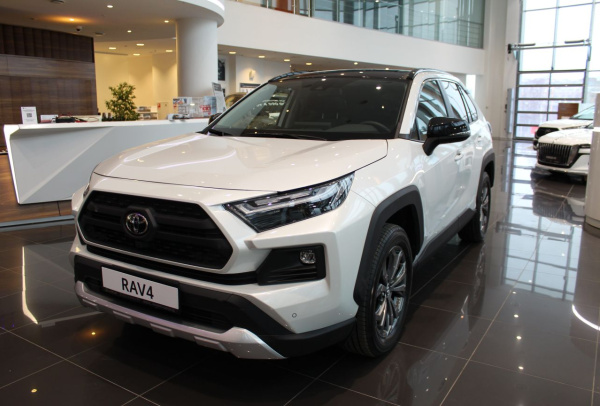 Toyota RAV 4 2024 года с пробегом 60 км, фото 2