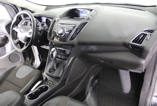 Ford Kuga 2016 года с пробегом 238 299 км, фото 14