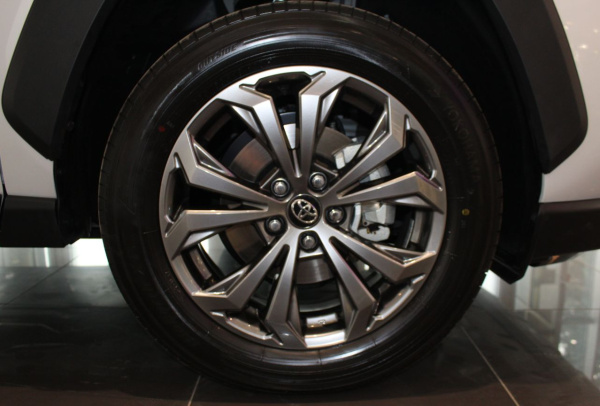 Toyota RAV 4 2024 года с пробегом 60 км, фото 12