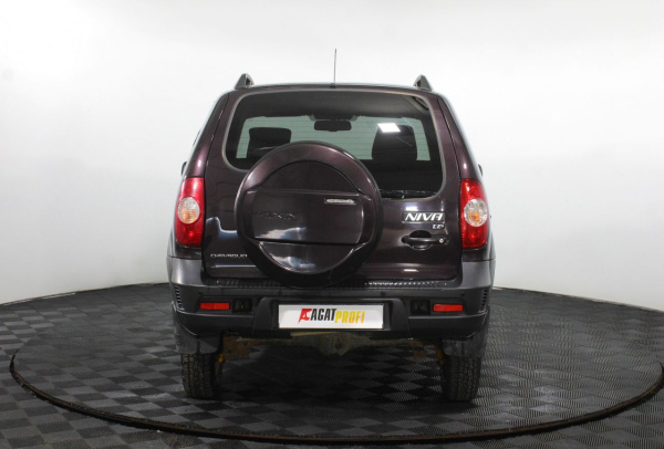 Chevrolet NIVA  2017 года с пробегом 83 229 км, фото 6