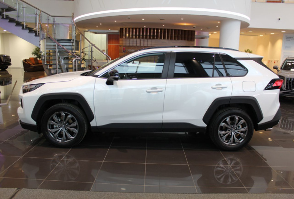 Toyota RAV 4 2024 года с пробегом 60 км, фото 4